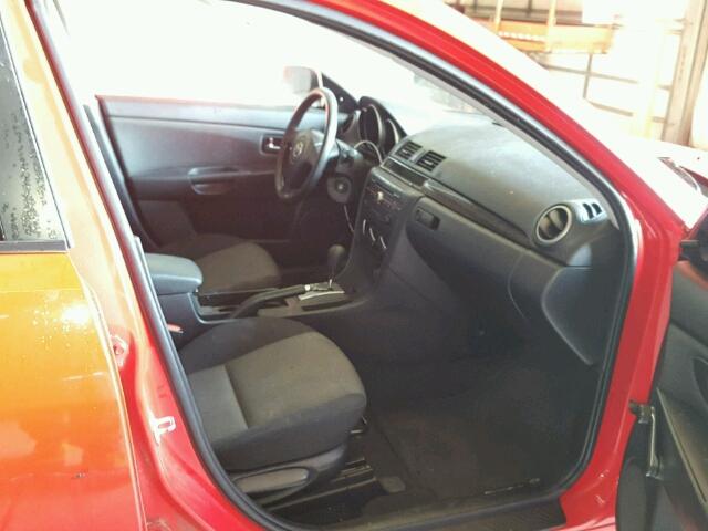 JM1BK12F581821708 - 2008 MAZDA 3 I RED photo 5