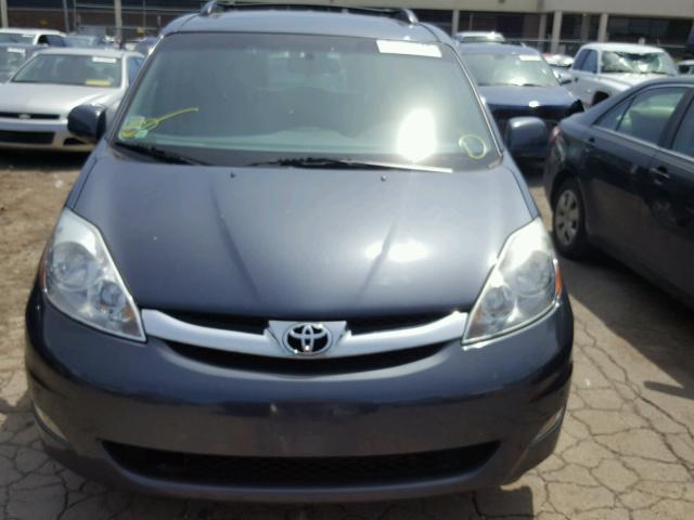 5TDBK22C59S025170 - 2009 TOYOTA SIENNA XLE ლურჯი ფოტო 9