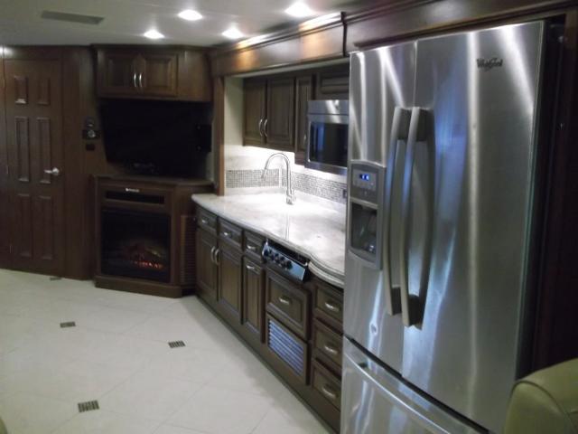 4UZAB2DT2ECFT1025 - 2014 FREIGHTLINER CHASSIS XC ორფეროვანი ფოტო 10