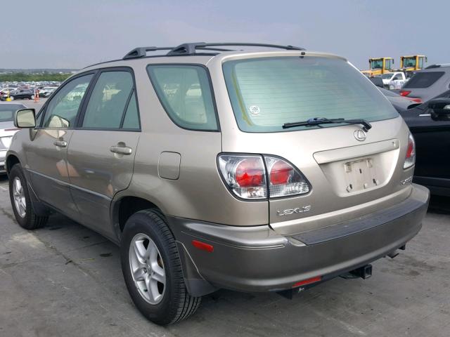 JTJGF10U610118963 - 2001 LEXUS RX 300 GOLD photo 3