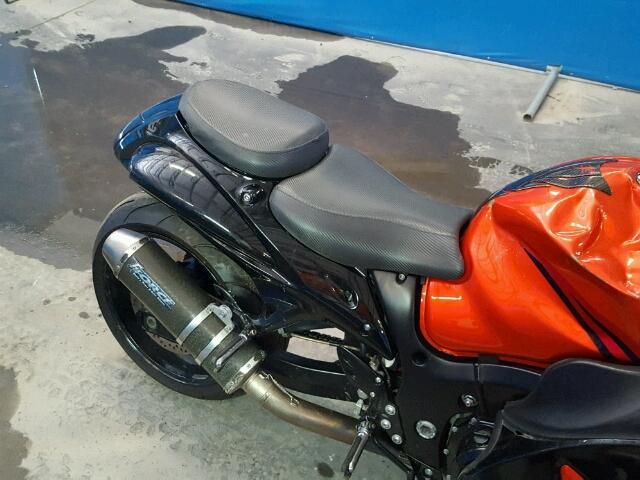 JS1GX72A482102937 - 2008 SUZUKI GSX1300 BLACK photo 6