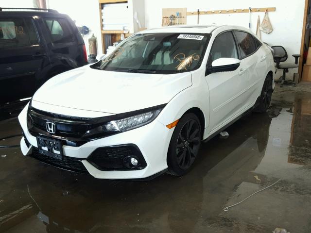 SHHFK7H96HU219590 - 2017 HONDA CIVIC SPOR WHITE photo 2