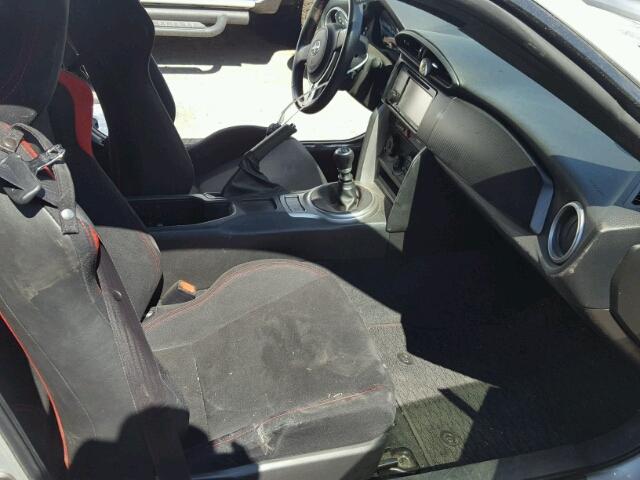 JF1ZNAA15D1714444 - 2013 TOYOTA SCION FR-S SILVER photo 5