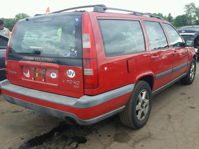 YV1LZ56D3X2605603 - 1999 VOLVO V70 XC RED photo 4