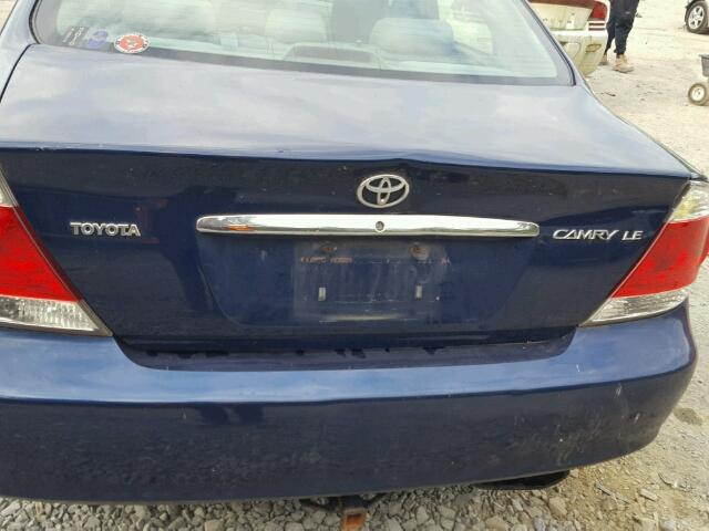 4T1BE30K35U427830 - 2005 TOYOTA CAMRY BLUE photo 9