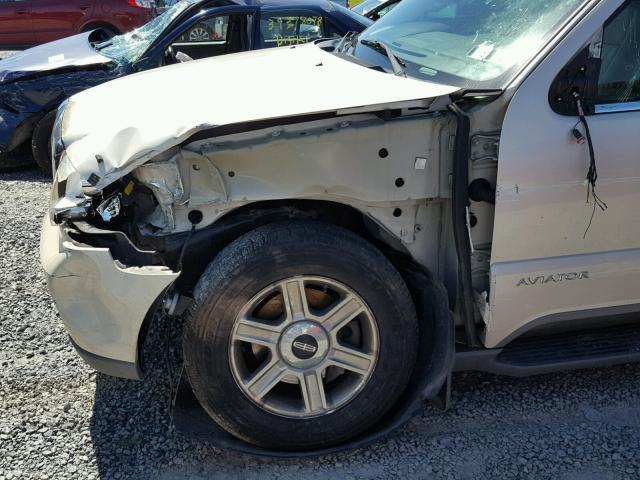 5LMEU88HX5ZJ10021 - 2005 LINCOLN AVIATOR 奶油色 照片 9