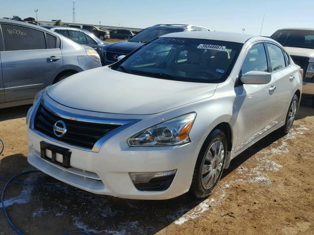 1N4AL3AP3DN519809 - 2013 NISSAN ALTIMA 2.5 WHITE photo 2