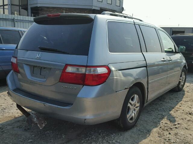 5FNRL38685B124454 - 2005 HONDA ODYSSEY SILVER photo 4