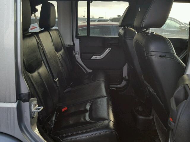 1C4HJWEG8EL118246 - 2014 JEEP WRANGLER U SILVER photo 6