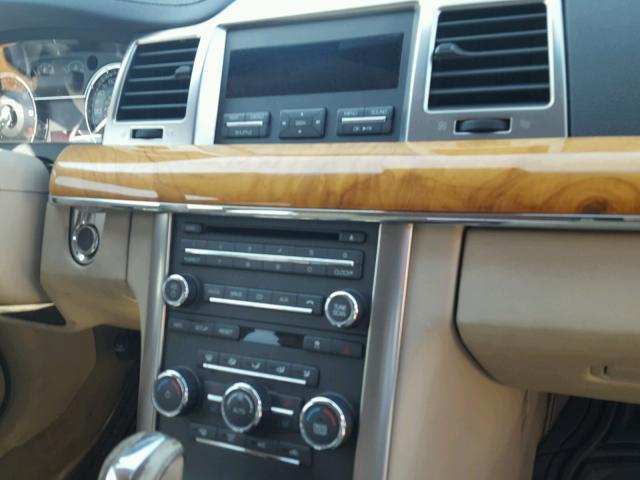 1LNHM94R09G634011 - 2009 LINCOLN MKS BLACK photo 9