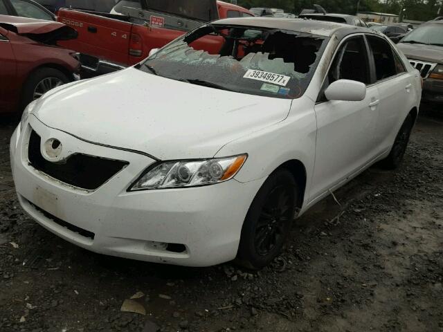 4T1BE46K17U515789 - 2007 TOYOTA CAMRY NEW WHITE photo 2