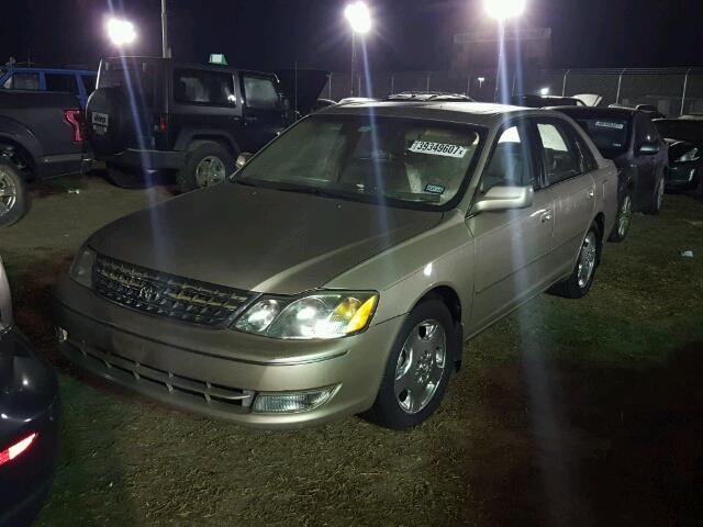 4T1BF28B94U371354 - 2004 TOYOTA AVALON TAN photo 2