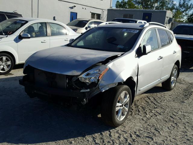 JN8AS5MV3DW138396 - 2013 NISSAN ROGUE SILVER photo 2