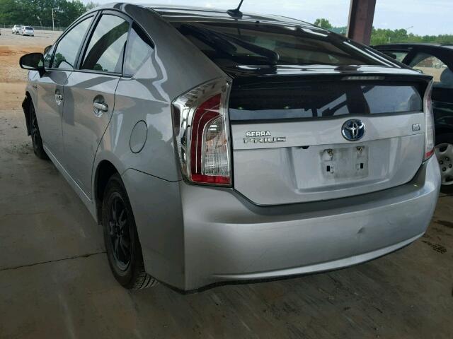 JTDKN3DU6F0452259 - 2015 TOYOTA PRIUS SILVER photo 3