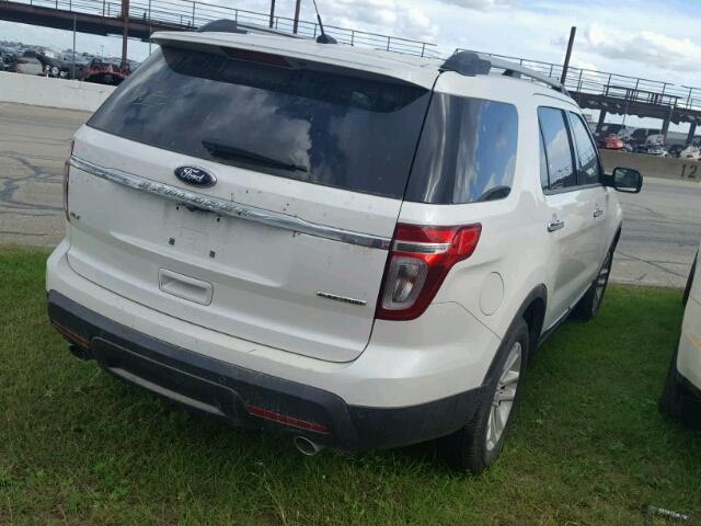 1FM5K7D88DGC34064 - 2013 FORD EXPLORER WHITE photo 4