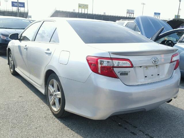 4T1BF1FK0EU795648 - 2014 TOYOTA CAMRY L SILVER photo 3