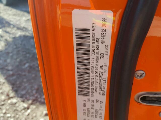 1C6RR6MT0FS701372 - 2015 RAM 1500 SPORT ORANGE photo 10