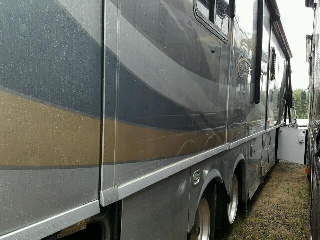 4UZFCUCY3BCAU2401 - 2011 FREIGHTLINER CHASSIS XC ნაცრისფერი ფოტო 4