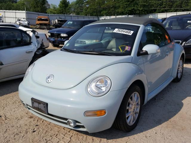 3VWCM31Y85M364093 - 2005 VOLKSWAGEN NEW BEETLE 蓝色 照片 2