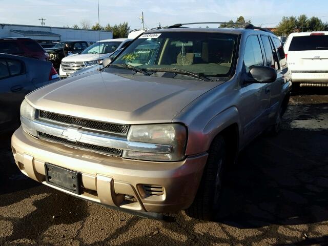 1GNDT13S342148785 - 2004 CHEVROLET TRAILBLAZE TAN photo 2