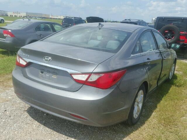 5NPEB4AC0DH681656 - 2013 HYUNDAI SONATA GLS GRAY photo 4