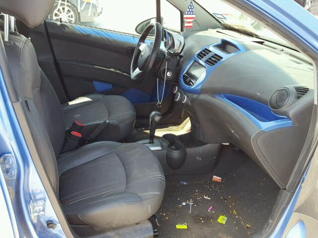 KL8CD6S97EC489723 - 2014 CHEVROLET SPARK 1LT Синий фото 5