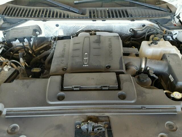 5LMJJ2J57CEL06135 - 2012 LINCOLN NAVIGATOR WHITE photo 7