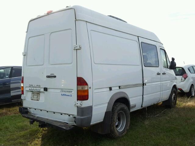 WD0PD444265904958 - 2006 DODGE SPRINTER WHITE photo 4