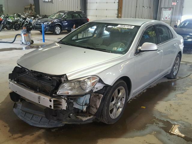 1G1ZC5EB4AF124477 - 2010 CHEVROLET MALIBU 1LT SILVER photo 2