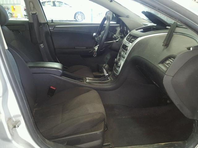 1G1ZC5EB4AF124477 - 2010 CHEVROLET MALIBU 1LT SILVER photo 5