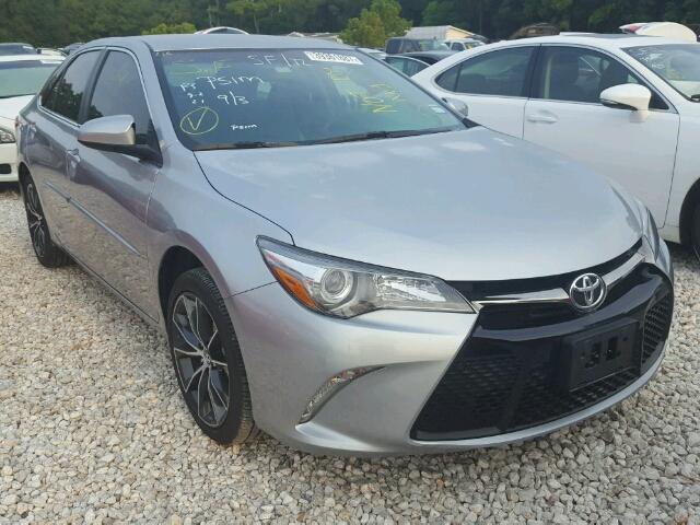 4T1BF1FK2GU167142 - 2016 TOYOTA CAMRY LE 银色 照片 1