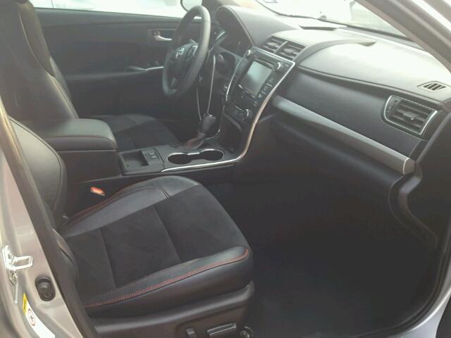 4T1BF1FK2GU167142 - 2016 TOYOTA CAMRY LE 银色 照片 5