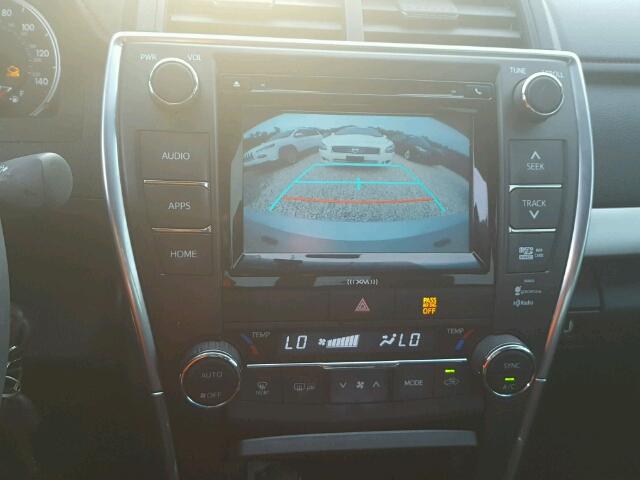 4T1BF1FK2GU167142 - 2016 TOYOTA CAMRY LE 银色 照片 9