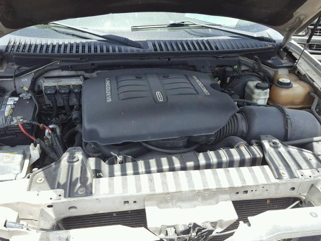 5LMFU27R13LJ23011 - 2003 LINCOLN NAVIGATOR 米色 照片 7