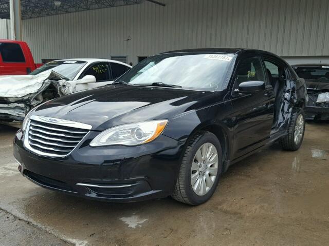 1C3CCBAB6CN271477 - 2012 CHRYSLER 200 LX BLACK photo 2