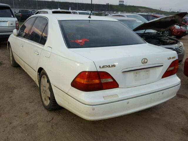 JTHBN30F430104929 - 2003 LEXUS LS WHITE photo 3