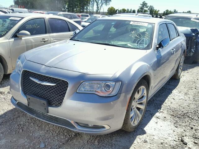 2C3CCAEGXFH743516 - 2015 CHRYSLER 300C SILVER photo 2