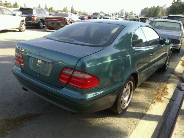 WDBLJ65GXWF006654 - 1998 MERCEDES-BENZ CLK 320 GREEN photo 4