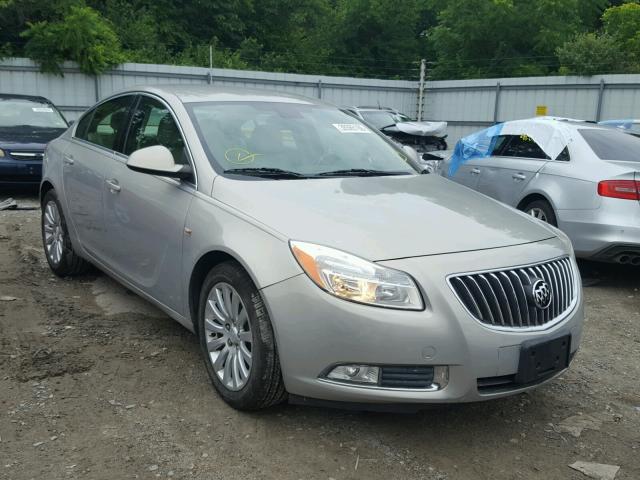 W04GR5EC8B1086816 - 2011 BUICK REGAL CXL CREAM photo 1