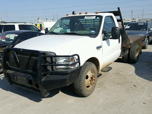 1FDWF36Y05EB06087 - 2005 FORD F350 SUPER WHITE photo 2