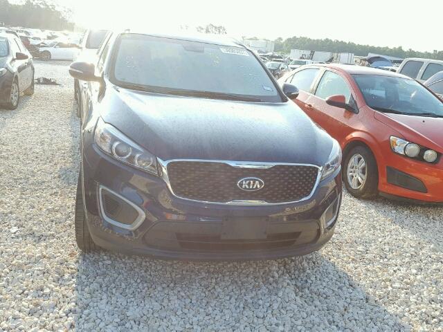 5XYPG4A33GG025957 - 2016 KIA SORENTO BLUE photo 9