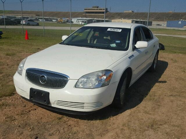 1G4HD57298U199237 - 2008 BUICK LUCERNE WHITE photo 2