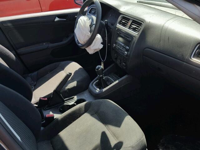 3VW1K7AJ2DM261418 - 2013 VOLKSWAGEN JETTA BASE 白色 照片 5