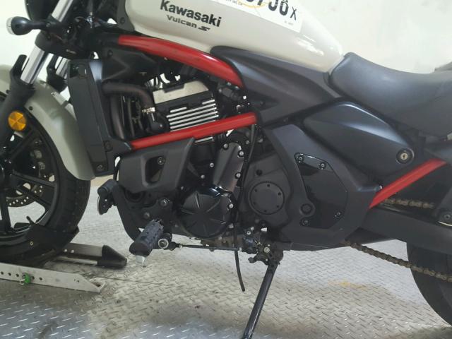 JKAENEA17GDA06924 - 2016 KAWASAKI EN650 A TWO TONE photo 12