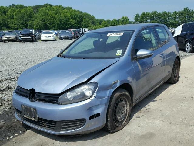 WVWBB7AJ3AW382266 - 2010 VOLKSWAGEN GOLF BLUE photo 2