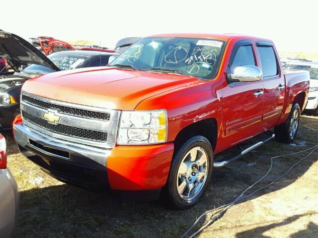 3GCPCSEA2BG113501 - 2011 CHEVROLET SILVERADO RED photo 2