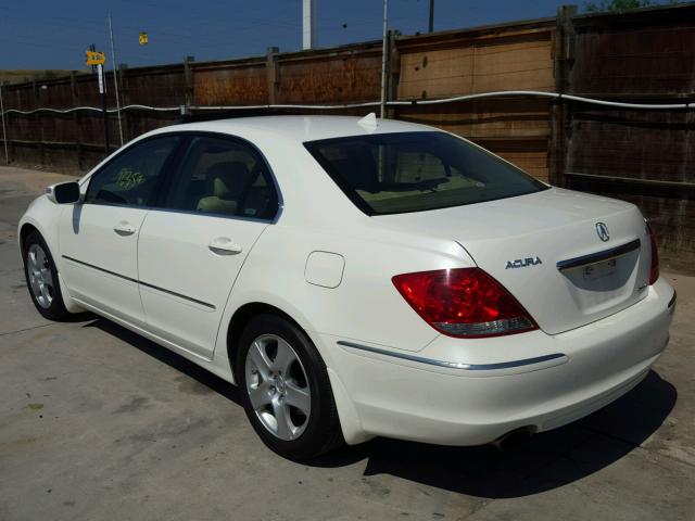 JH4KB16575C000500 - 2005 ACURA RL WHITE photo 3