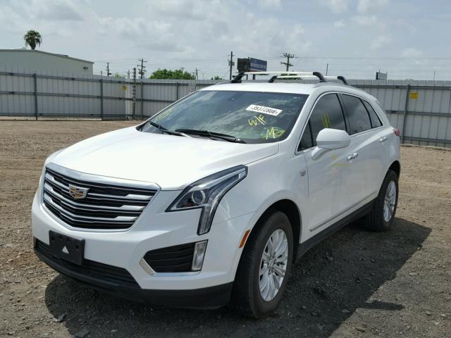 1GYKNARS2HZ142520 - 2017 CADILLAC XT5 WHITE photo 2