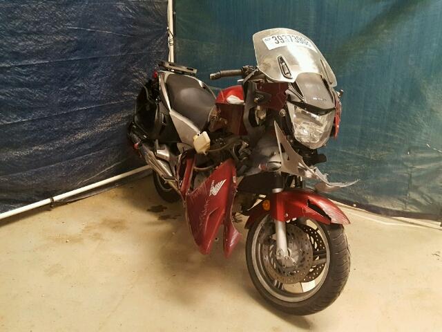 VTMRC5220AE000667 - 2010 HONDA NT700 V RED photo 1