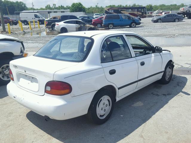 KMHVF14N1TU257869 - 1996 HYUNDAI ACCENT BAS WHITE photo 4